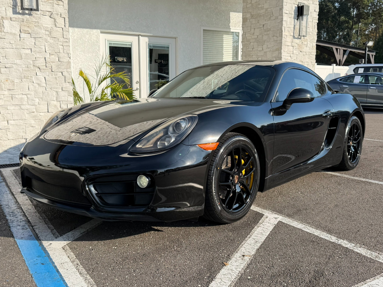 Used 2014 Porsche Cayman image 3