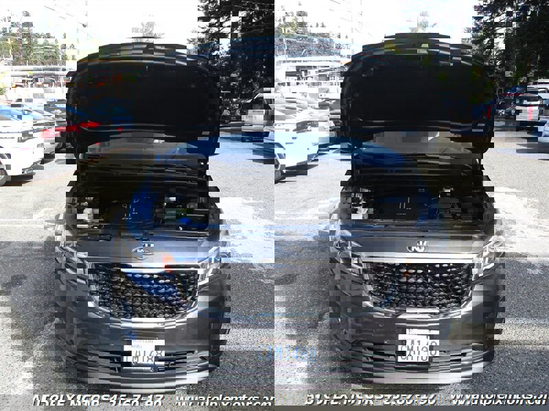 Used 2016 Kia Sedona LX w/ LX Essentials Premium Package image 20