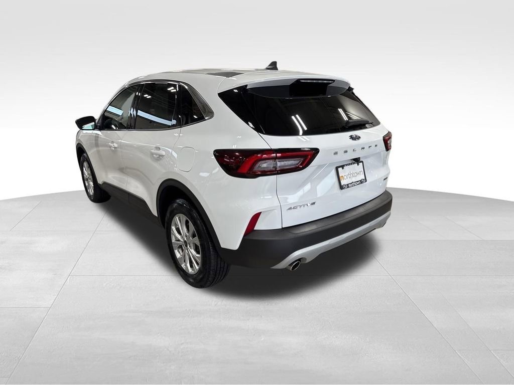 Used 2023 Ford Escape Active image 23