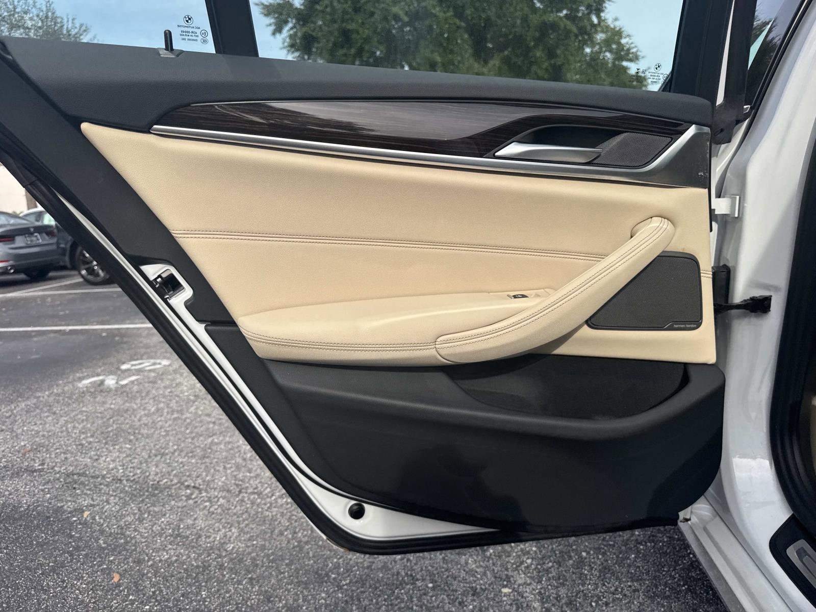 Certified 2023 BMW 540i 540i w/ Premium Package image 12