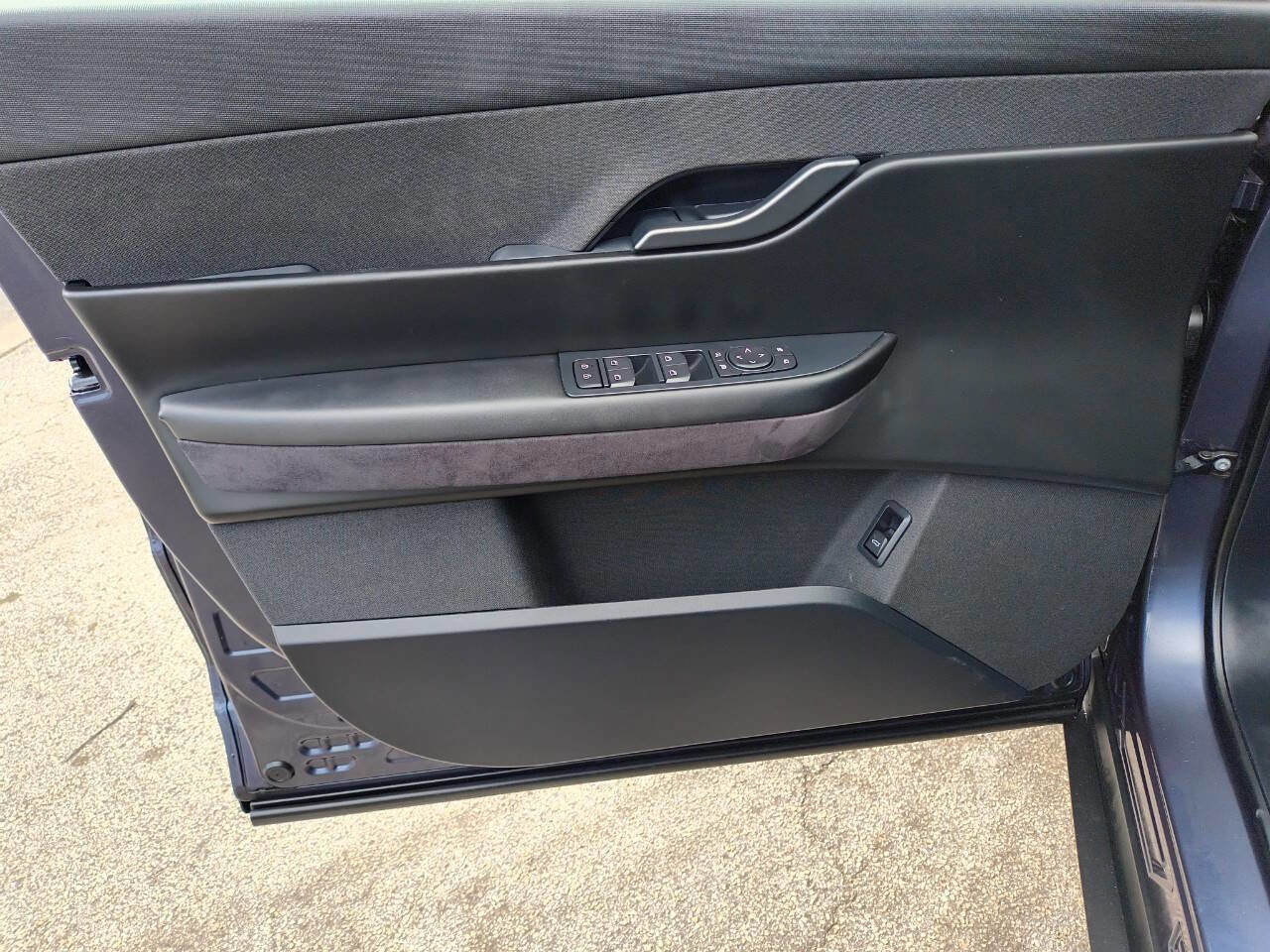 Used 2023 Fisker Ocean Ultra image 56