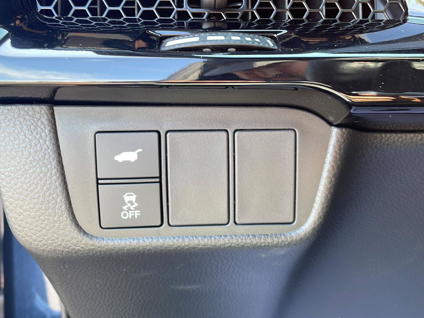 Used 2025 Honda CR-V Sport Touring image 13