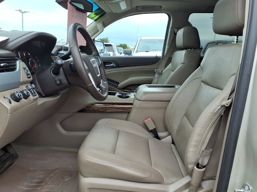 Used 2015 GMC Yukon XL SLT w/ Open Road Package AWD/4WD image 13