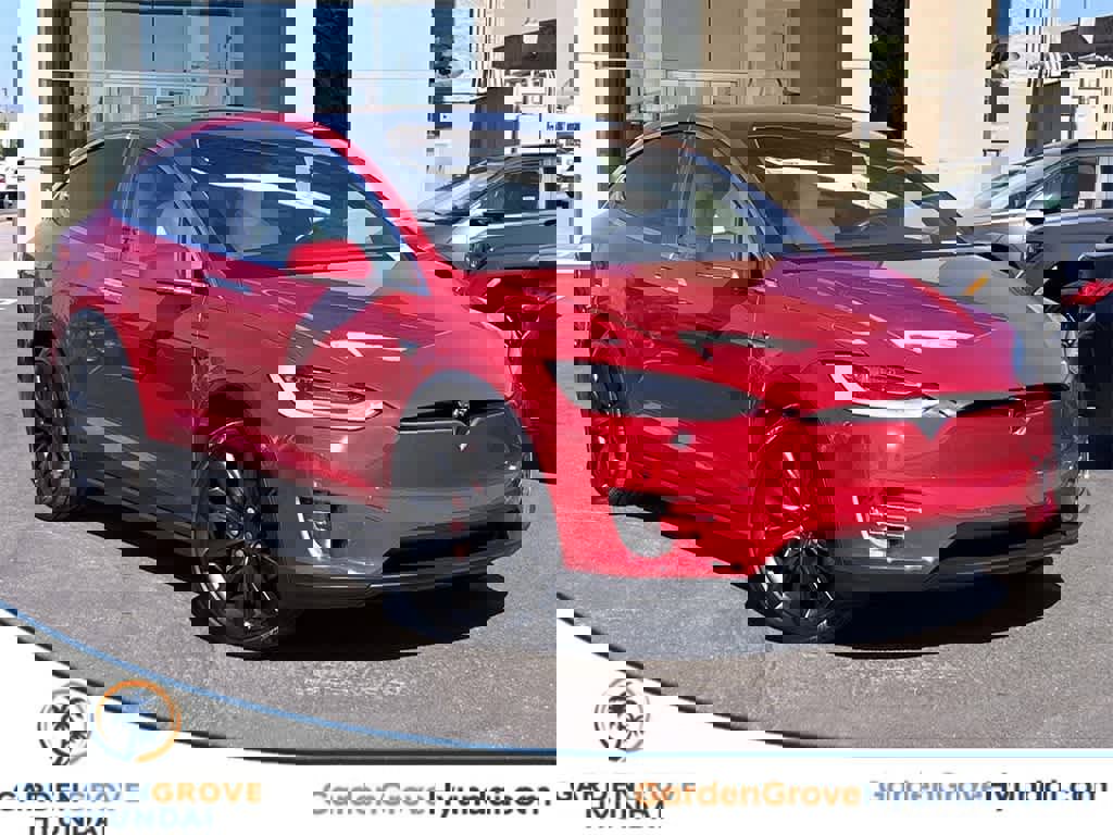 Used 2021 Tesla Model X Performance image 1