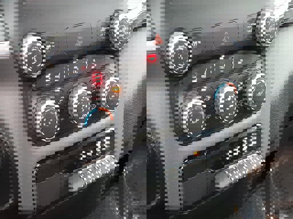 Used 2023 RAM 1500 Lone Star image 14