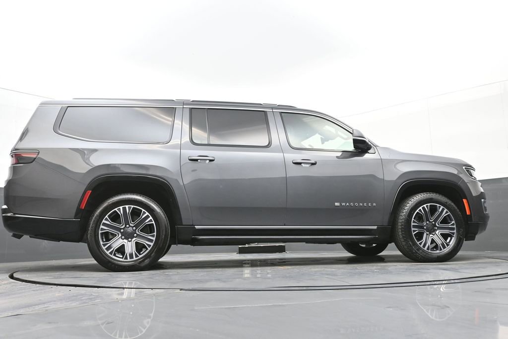 Used 2024 Jeep Wagoneer L Series II w/ Flexible Seating Group image 41