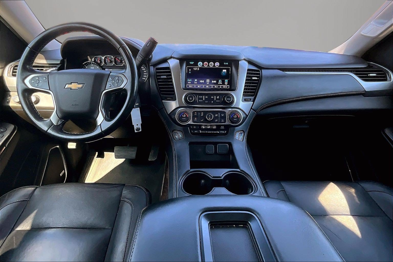 Used 2019 Chevrolet Suburban LT AWD/4WD image 7