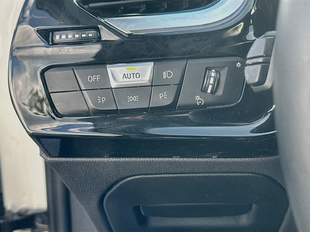 Used 2019 BMW Z4 sDrive30i w/ Executive Package RWD image 10