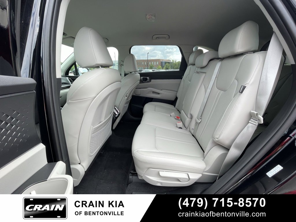 New 2025 Kia Sorento S image 27