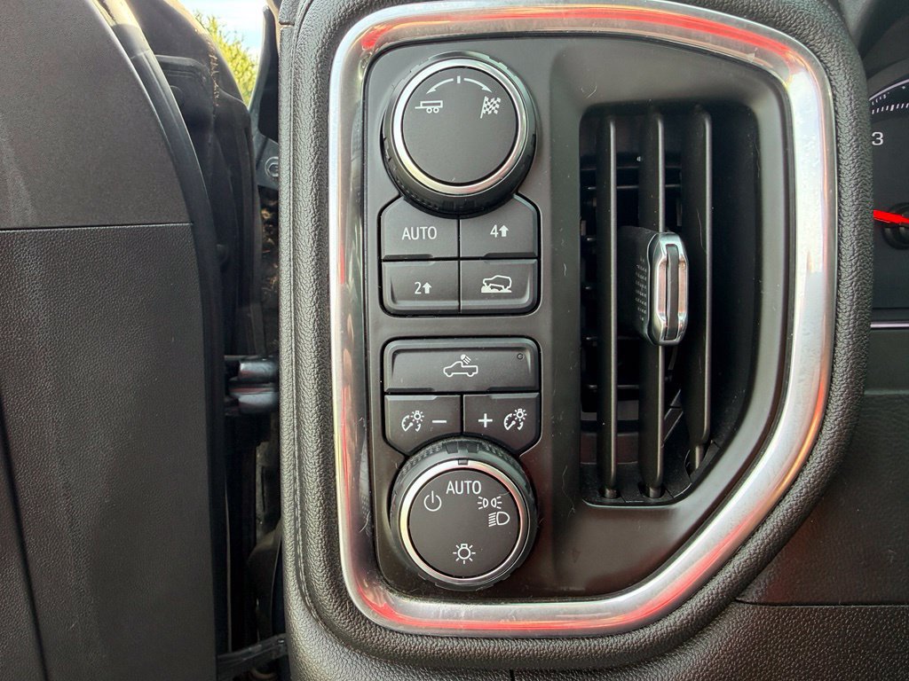 Used 2019 Chevrolet Silverado 1500 LT w/ All-Star Edition AWD/4WD image 13