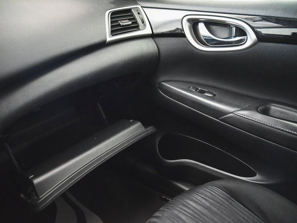 Used 2019 Nissan Sentra SV image 15