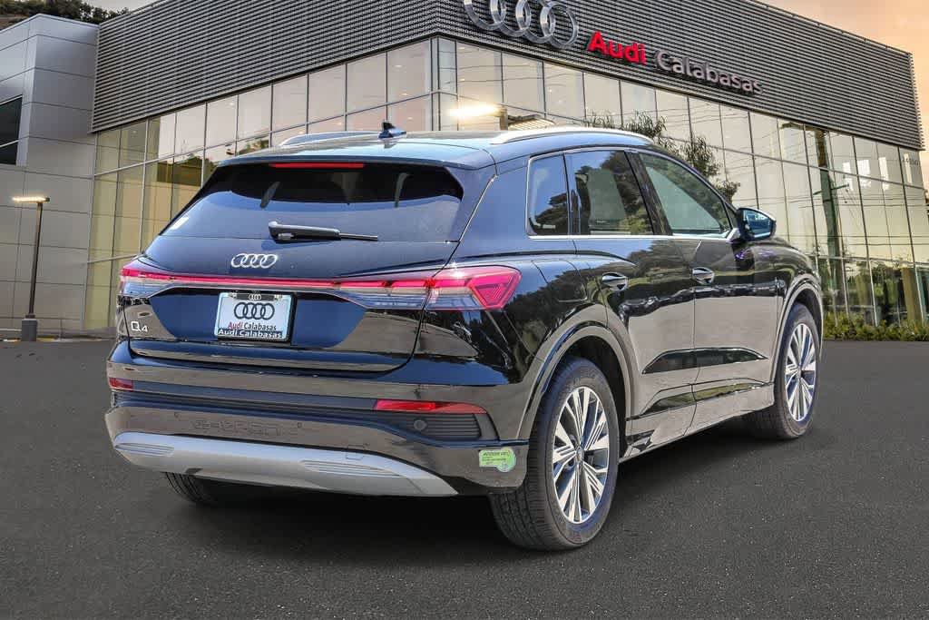 Used 2023 Audi Q4 e-tron Premium Plus w/ Premium Plus image 4