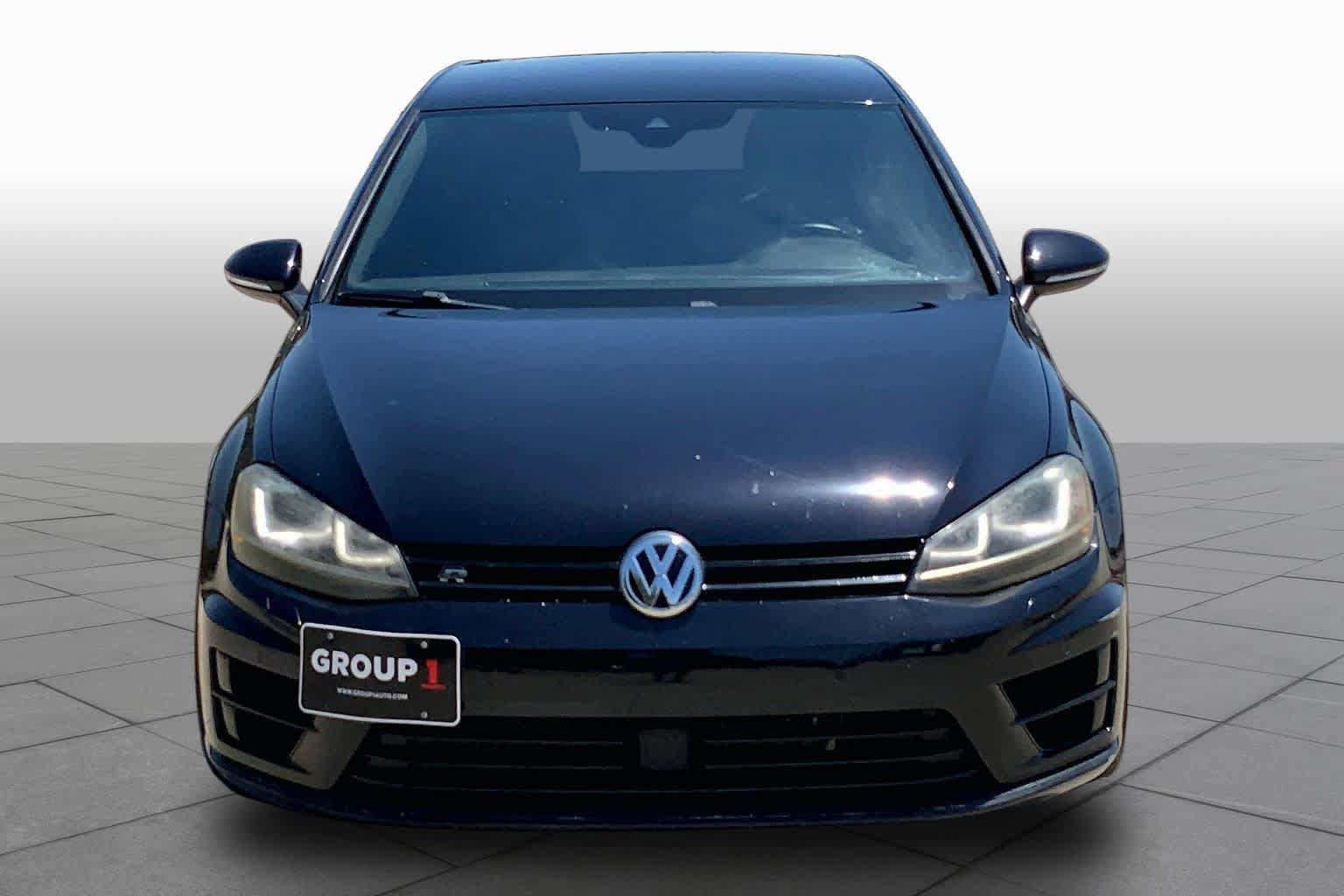 Used 2017 Volkswagen Golf R 4-Door AWD/4WD image 4