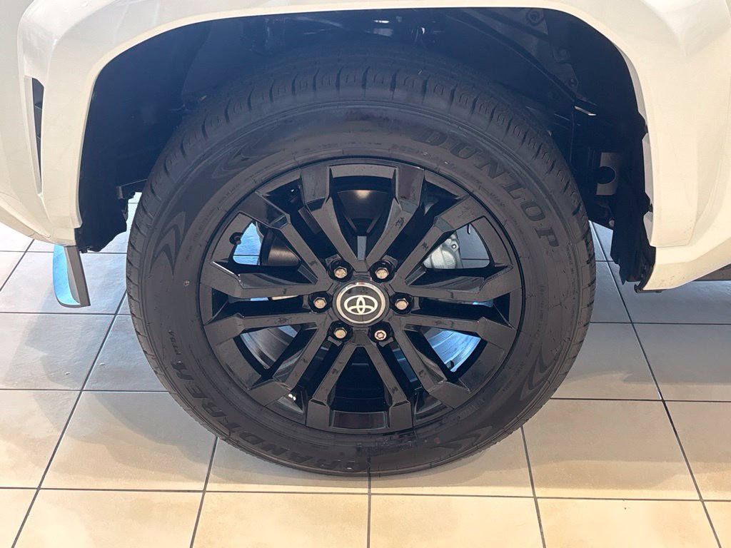 New 2026 Toyota 4Runner Platinum AWD/4WD image 23