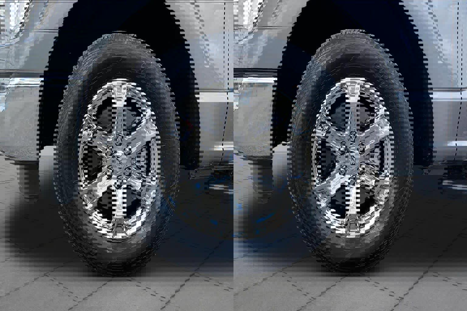 Used 2021 Ford F150 XLT w/ Equipment Group 302A High RWD image 11