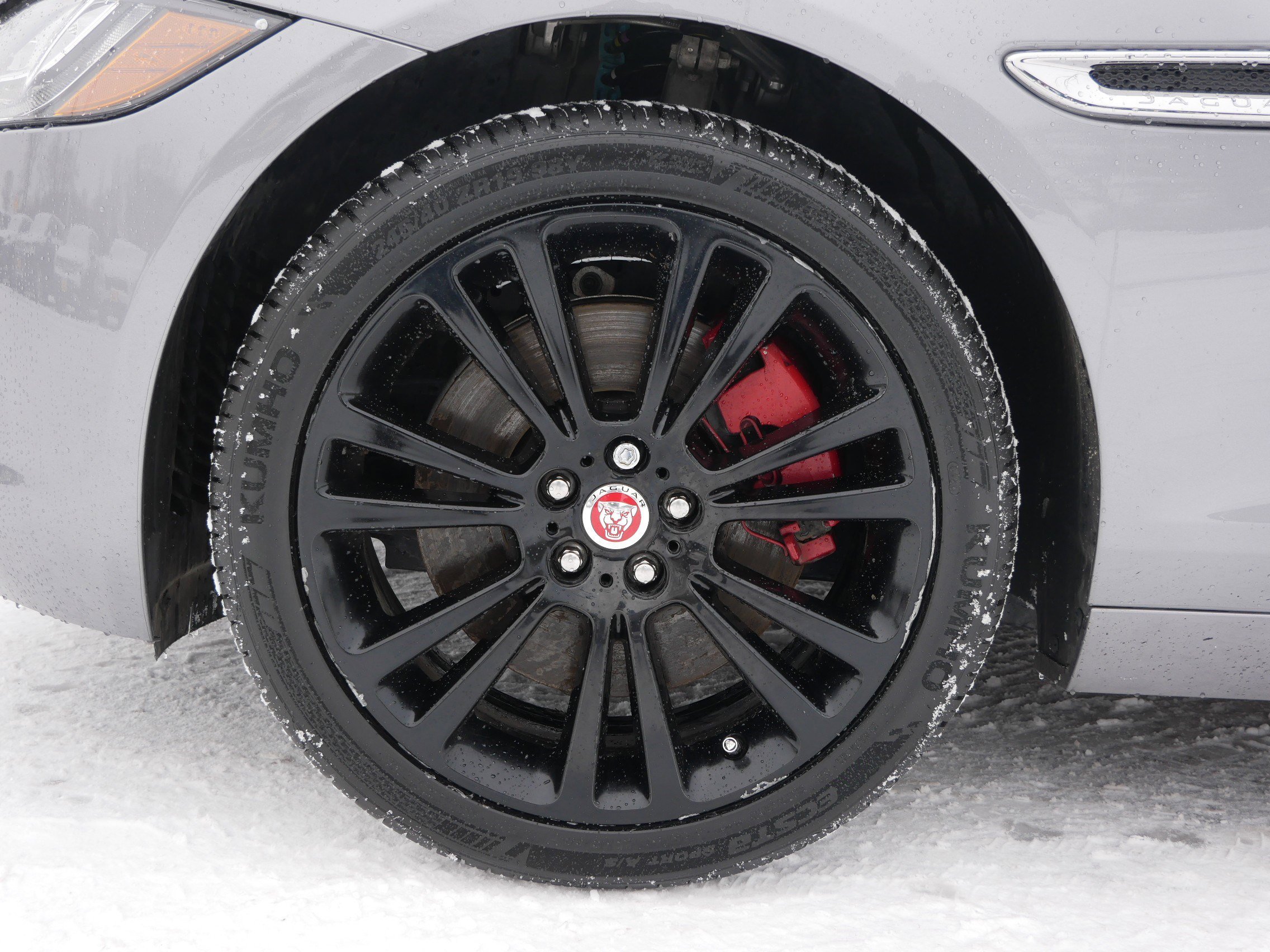 Used 2020 Jaguar XF Prestige image 15