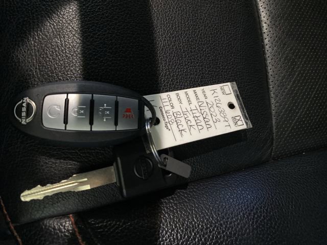 Used 2023 Nissan Titan PRO-4X w/ Pro-4x Convenience Package image 30