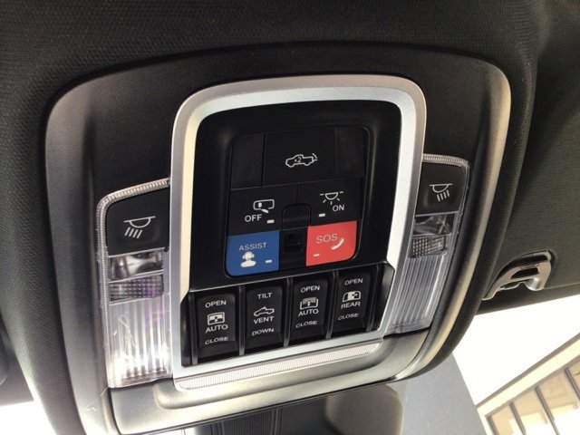 New 2025 RAM 1500 Limited w/ Trailer Tow Group image 14