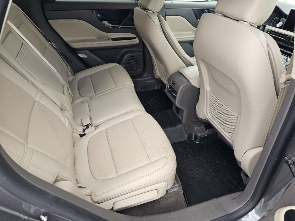 Used 2021 Lincoln Corsair AWD w/ Premium Package image 5