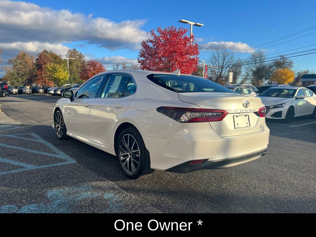 Used 2024 Toyota Camry XLE w/ Cold Weather Package image 7