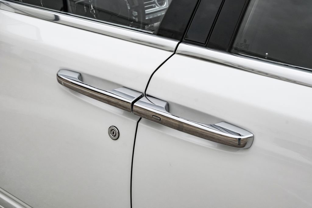 Used 2019 Rolls-Royce Ghost image 58