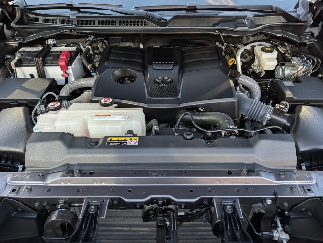 Used 2023 Toyota Tundra Limited w/ Power Package AWD/4WD image 35