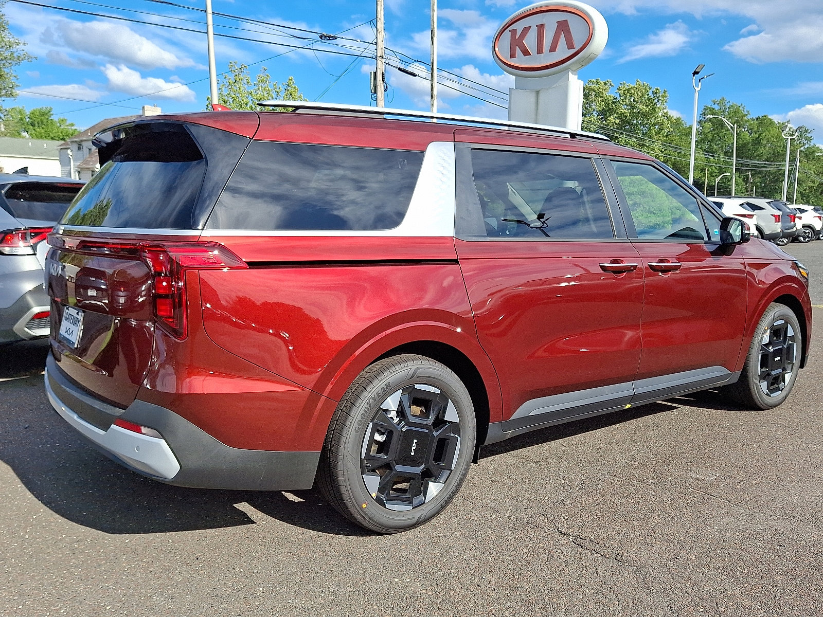 New 2026 Kia Carnival EX image 4