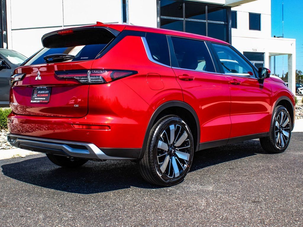 New 2025 Mitsubishi Outlander SE AWD/4WD image 6
