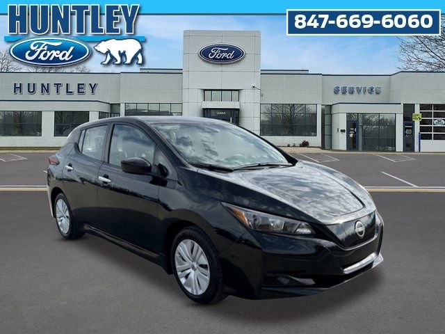 Used 2025 Nissan Leaf S image 4