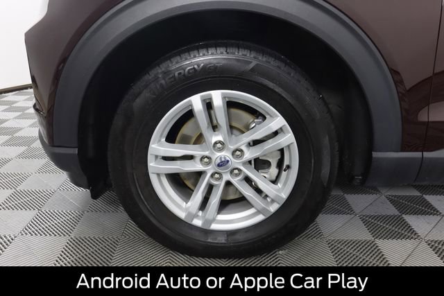 Certified 2022 Ford Explorer XLT w/ Equipment Group 202A image 14