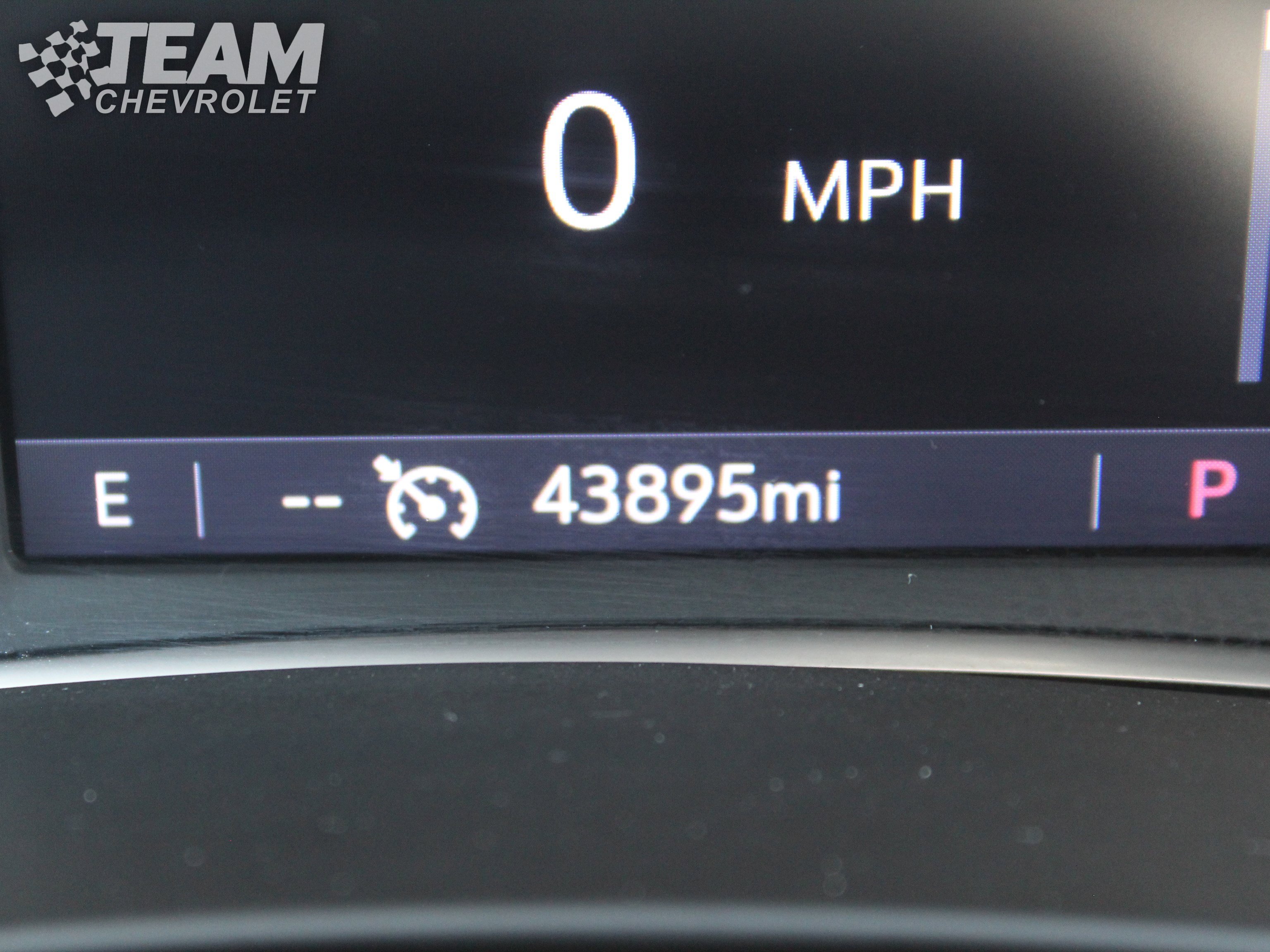 Used 2024 GMC Terrain SLT image 14