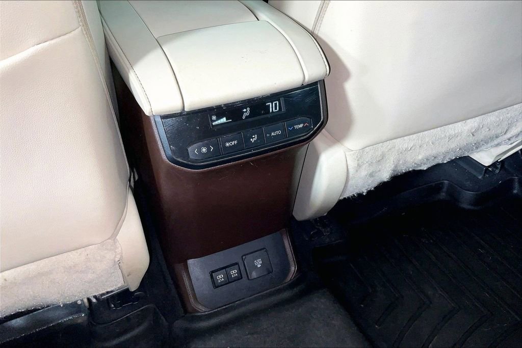 Used 2021 Toyota Highlander Limited image 33