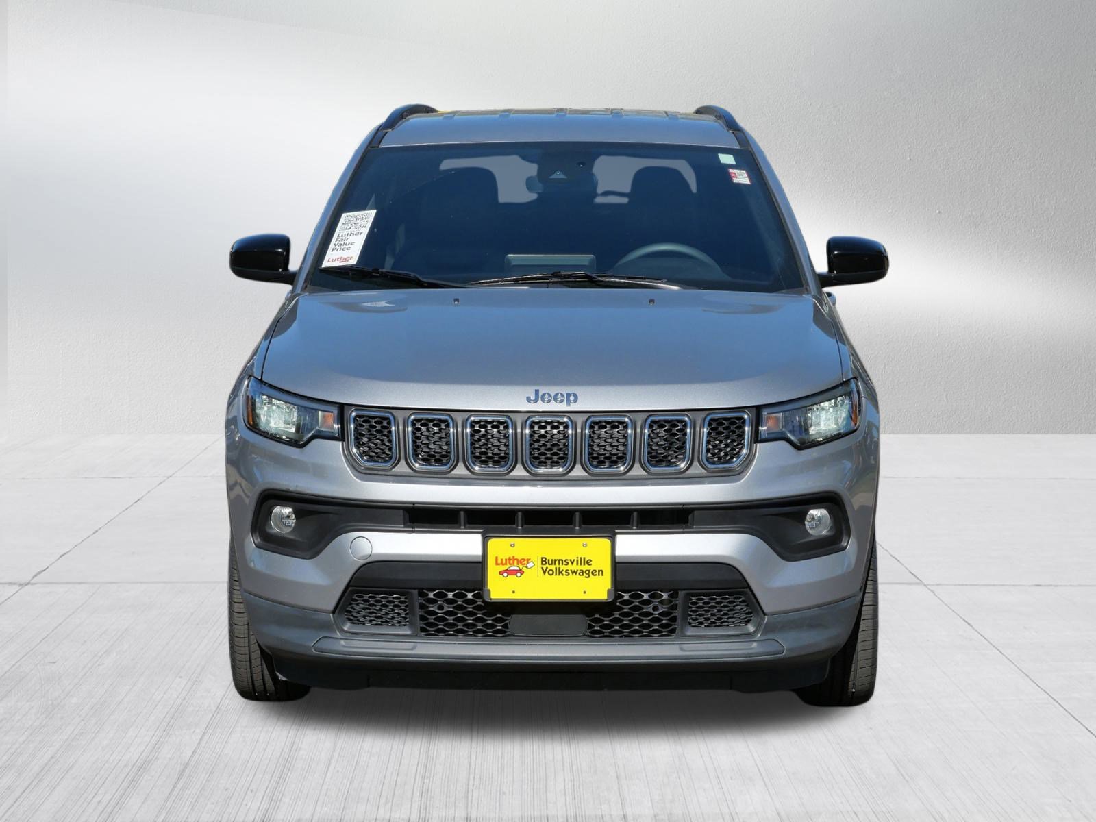 Used 2024 Jeep Compass Latitude video 2