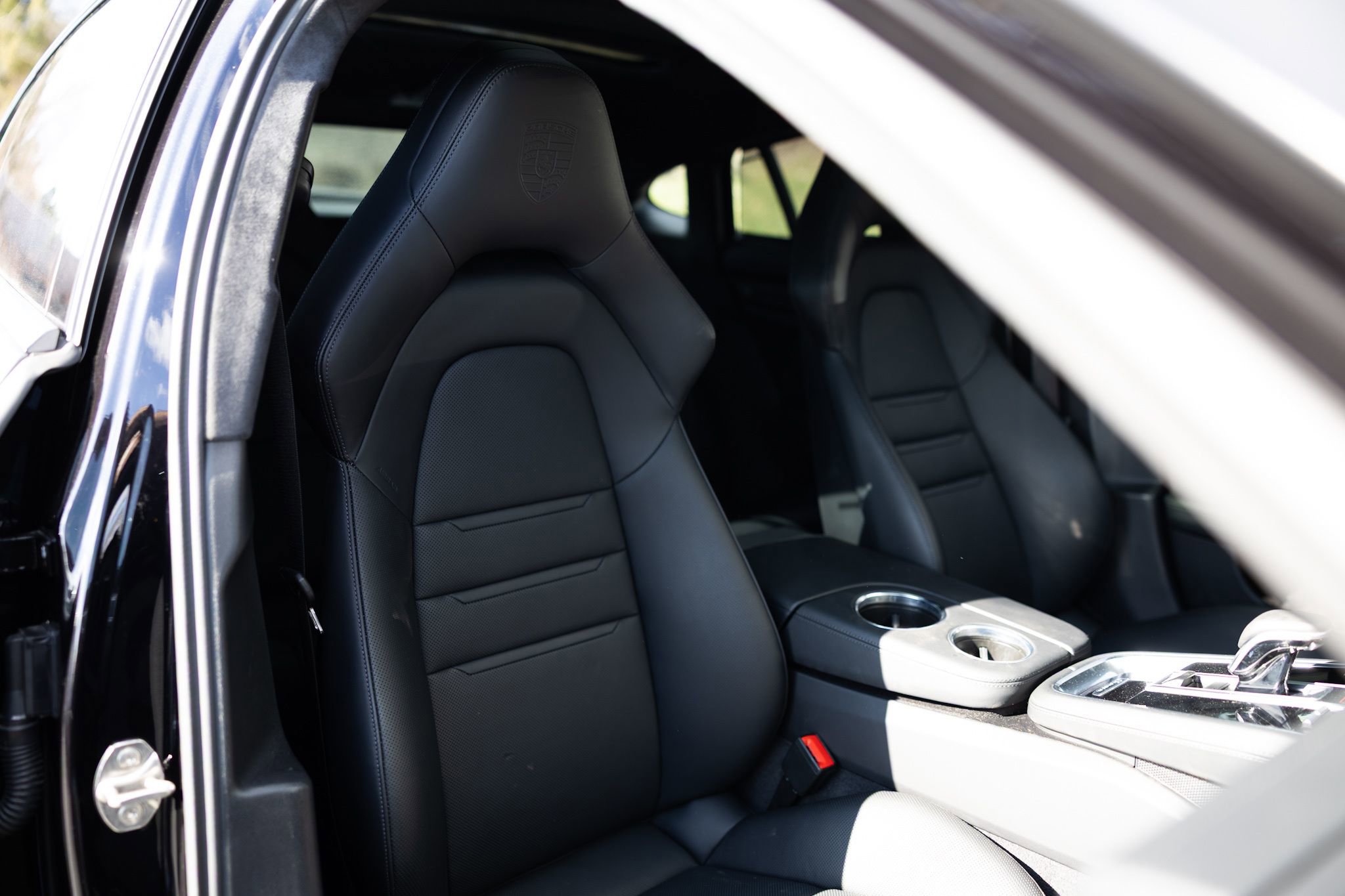 Used 2021 Porsche Panamera Turbo S w/ Assistance Package image 17