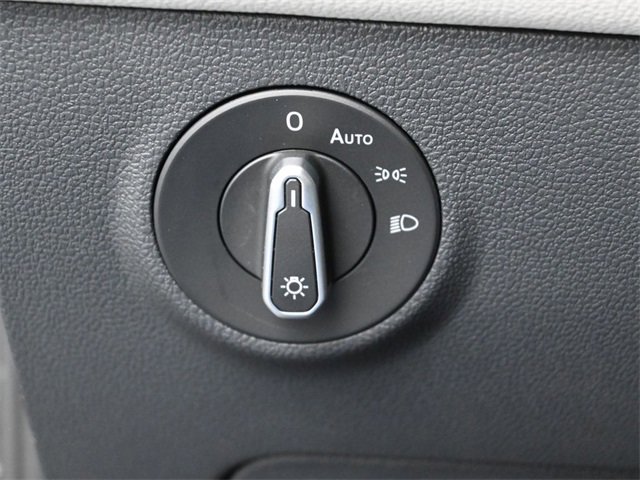 Certified 2025 Volkswagen Taos S image 14