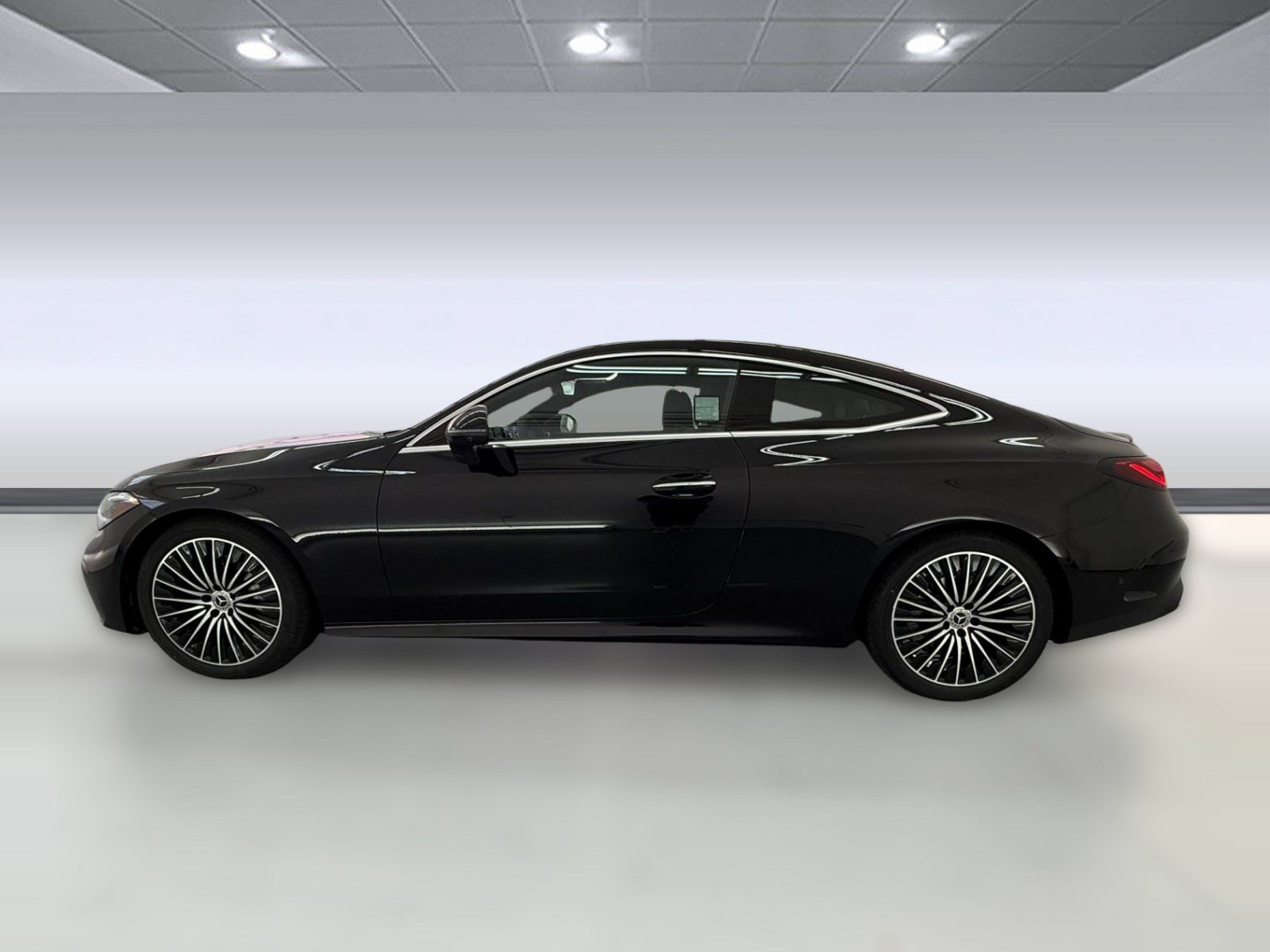 New 2027 Mercedes-Benz CLE 300 4MATIC Coupe image 2