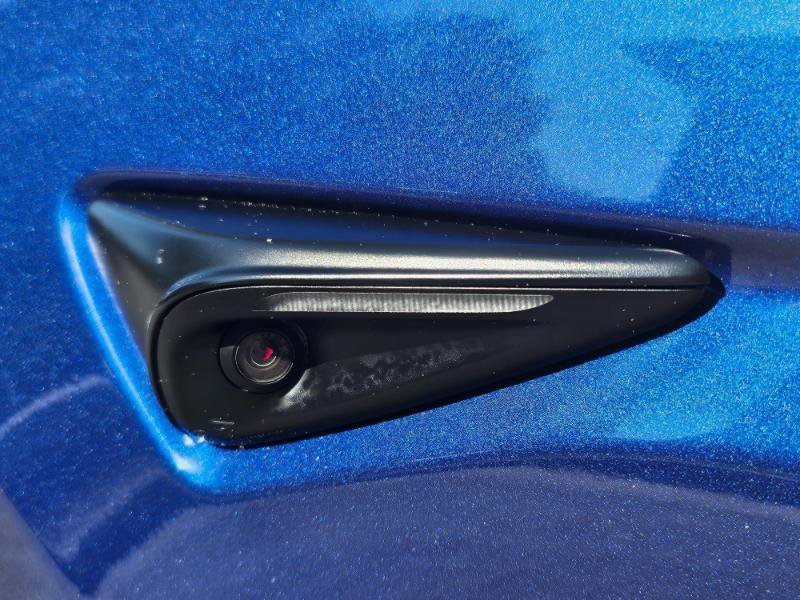 Used 2023 Tesla Model Y Performance AWD/4WD image 32
