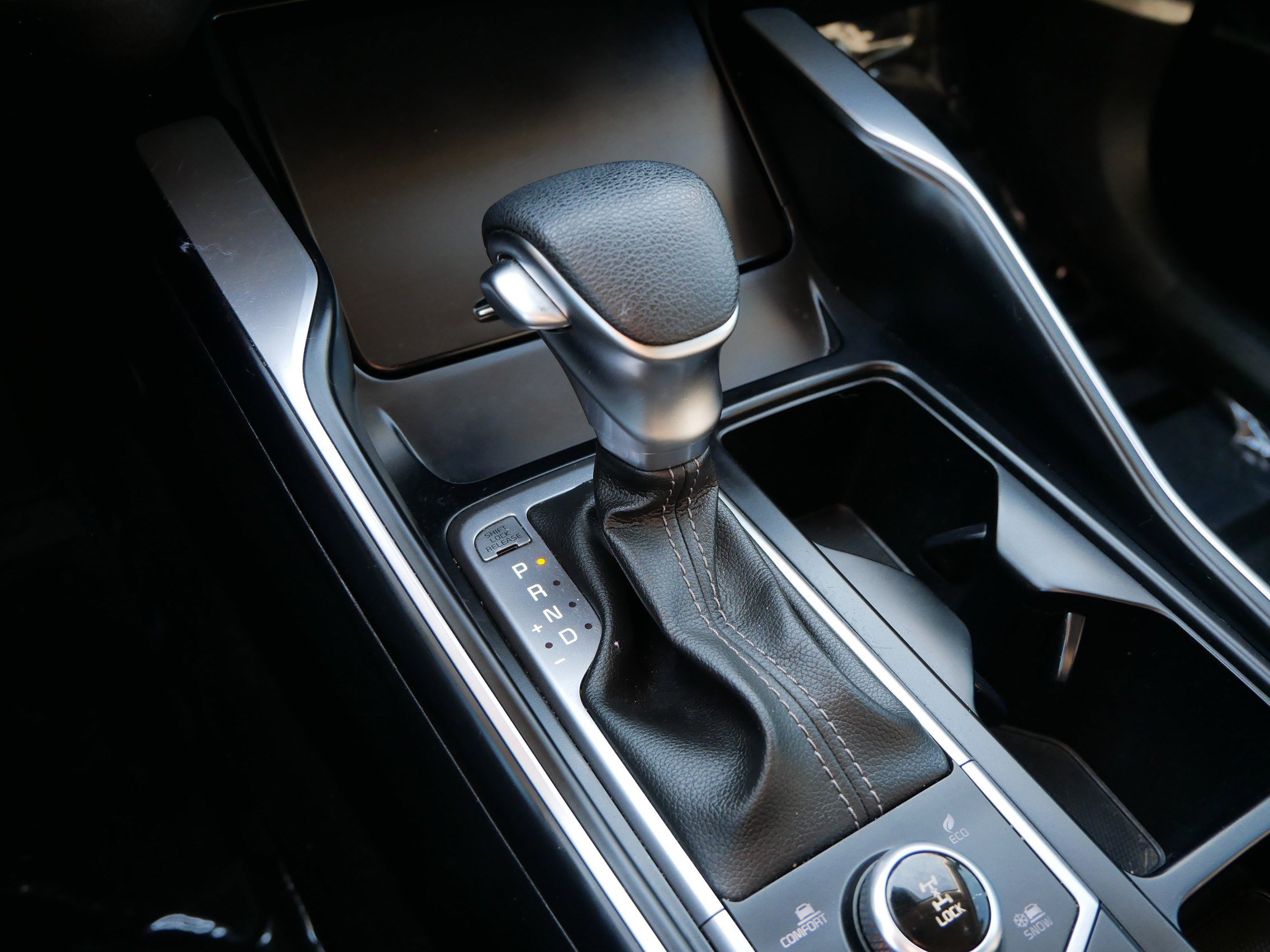 Used 2022 Kia Sorento LX image 24