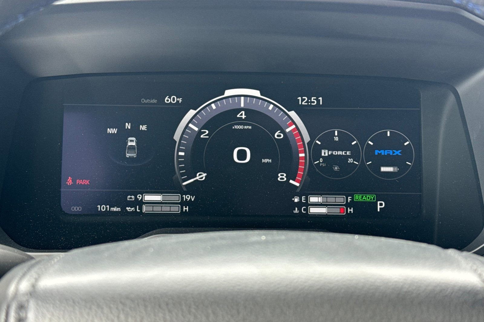 New 2025 Toyota Tundra Platinum image 28