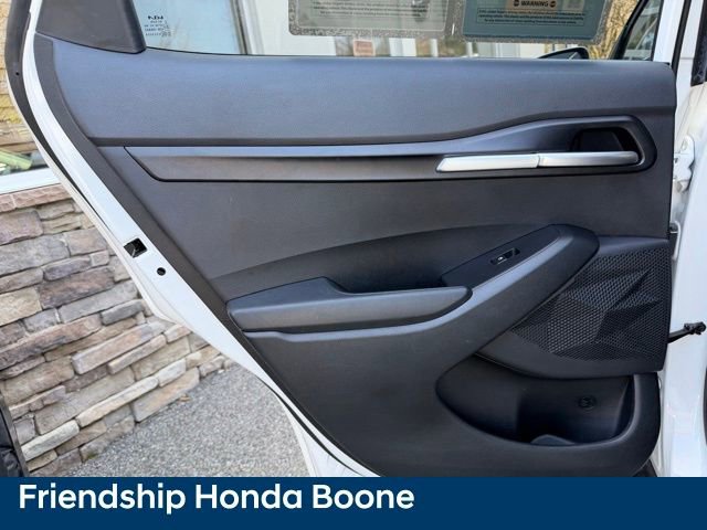 Used 2022 Kia Seltos LX image 32