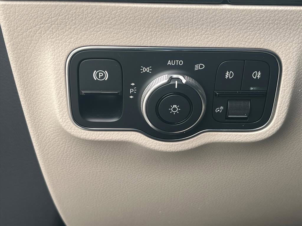 Used 2021 Mercedes-Benz GLA 250 image 8