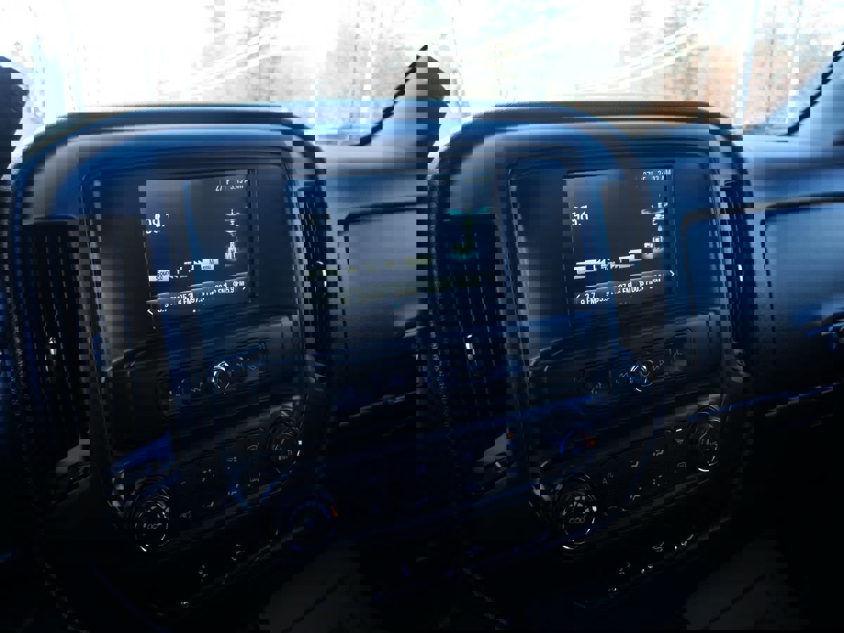 Used 2018 GMC Sierra 1500 WT image 12