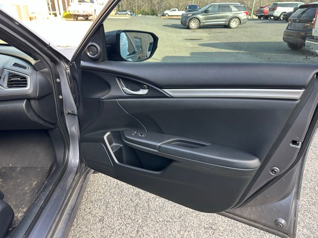 Used 2020 Honda Civic Sport image 16