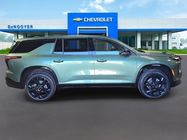 New 2027 Chevrolet Traverse RS w/ LPO, Floor Liner Package AWD/4WD image 5