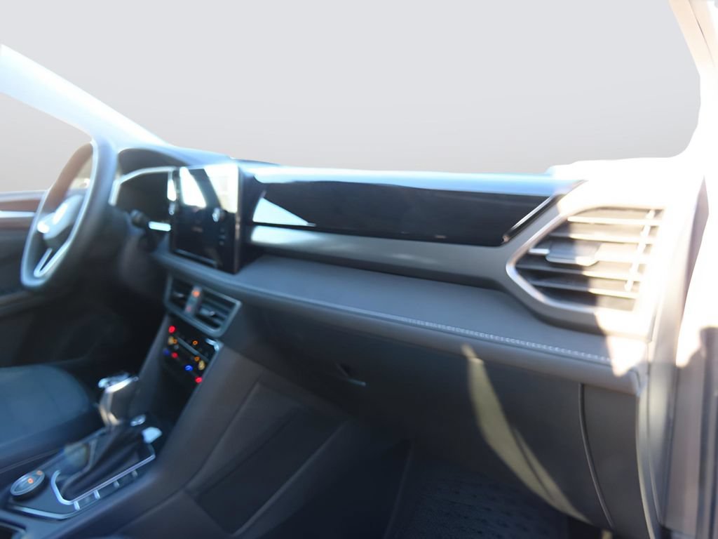 New 2025 Volkswagen Taos SE AWD/4WD image 14