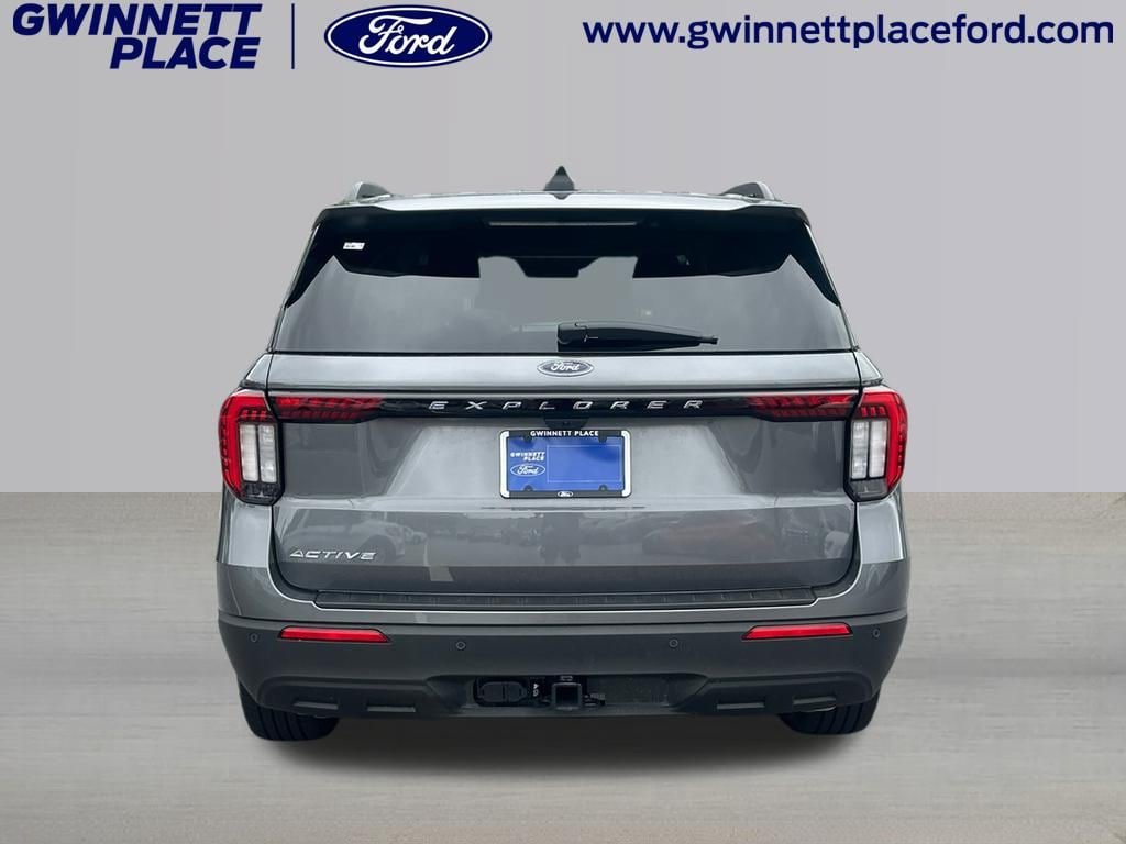 New 2026 Ford Explorer Active RWD image 6