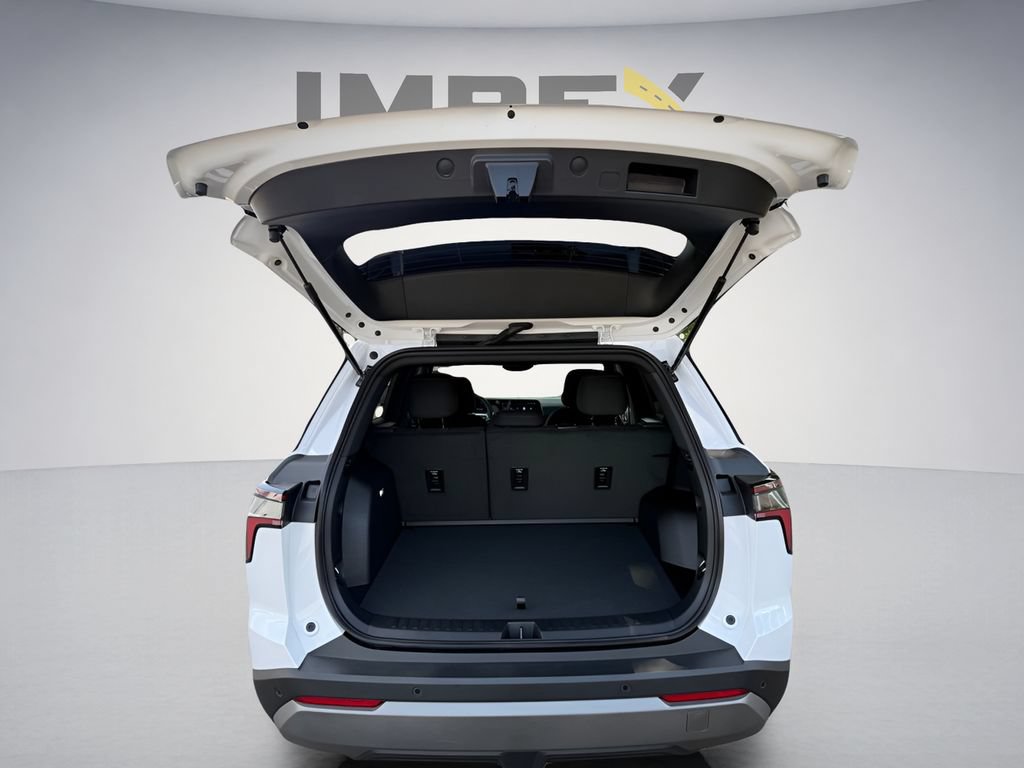 New 2027 Chevrolet Equinox LT FWD image 29