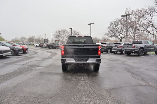 Used 2022 Chevrolet Silverado 2500 LT w/ Convenience Package AWD/4WD image 7