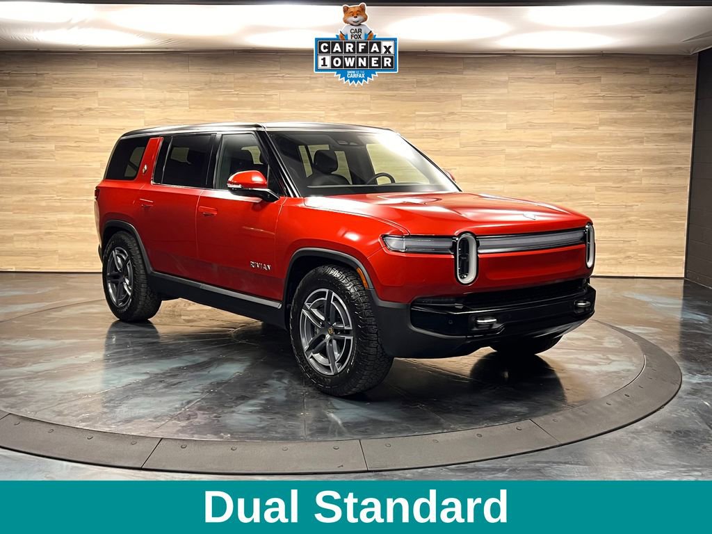 Used 2025 Rivian R1S Adventure image 1
