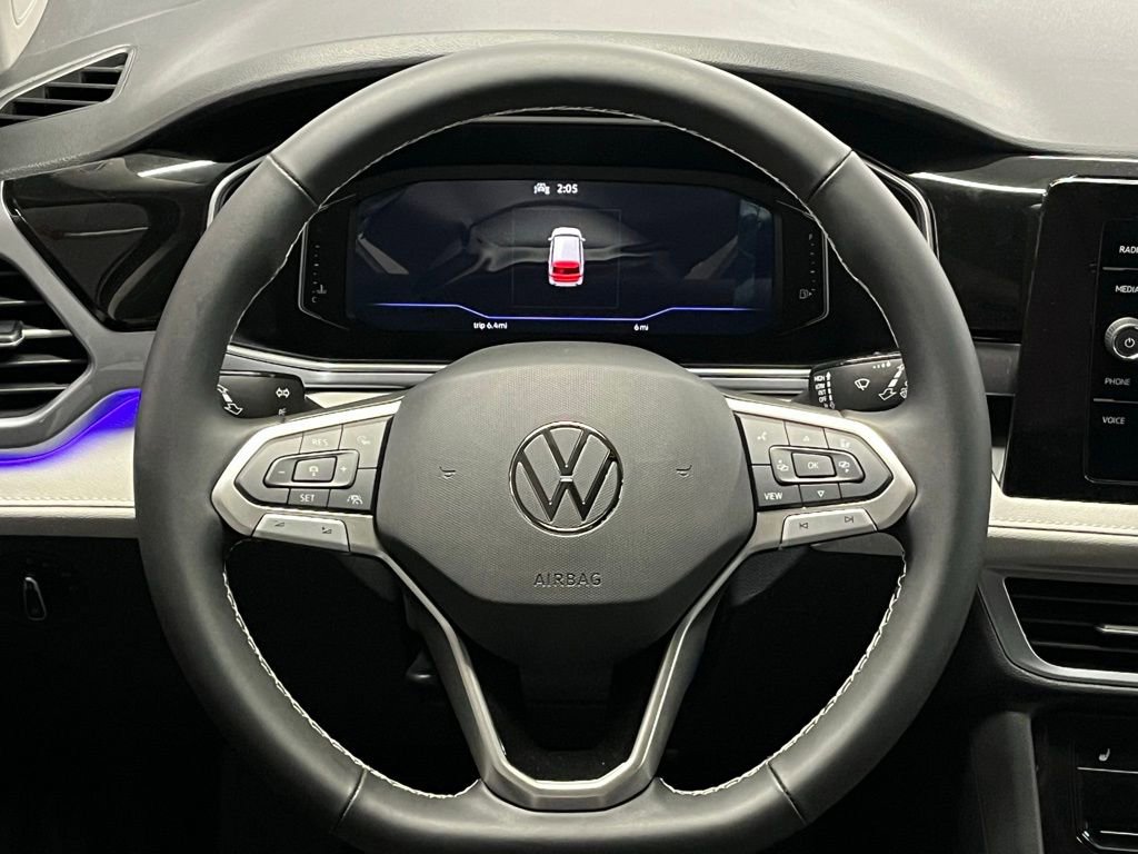 New 2026 Volkswagen Taos SEL AWD/4WD image 9